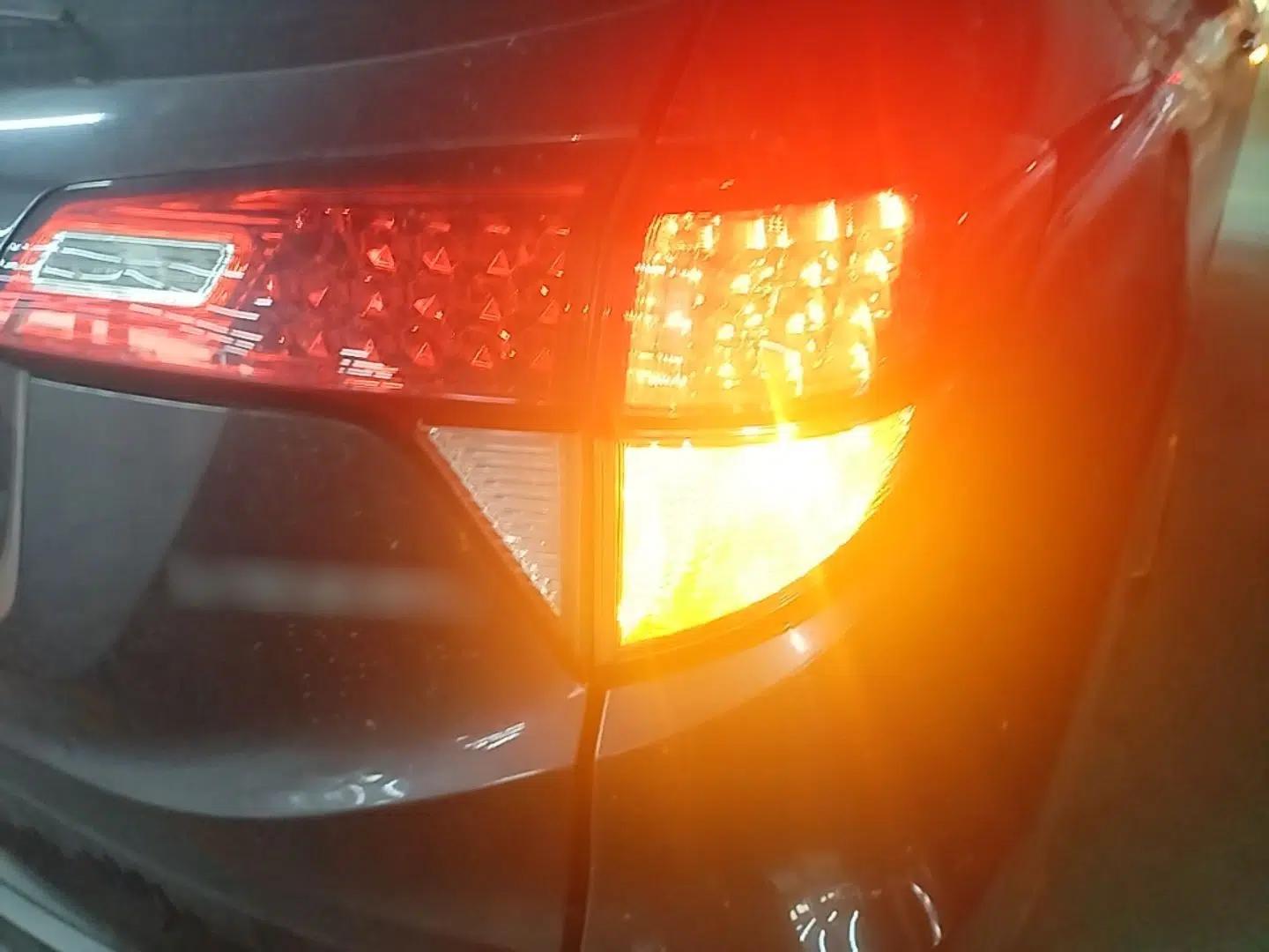 Used Honda Vezel 2020 1.5L CVT Elite Edition — миниатюра 9