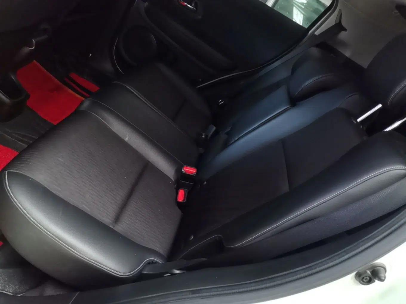 Used Honda Vezel 2020 1.5L CVT Pioneer Edition — миниатюра 29
