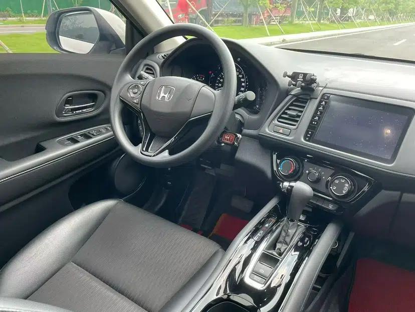 Used Honda Vezel 2020 1.5L CVT Pioneer Edition — миниатюра 34