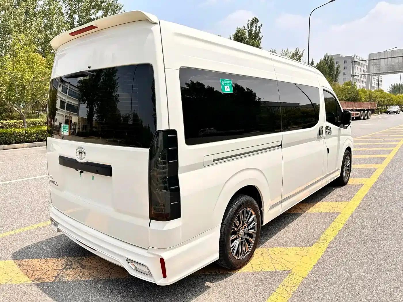 2024 HIACE 3.5L Automatic — миниатюра 36