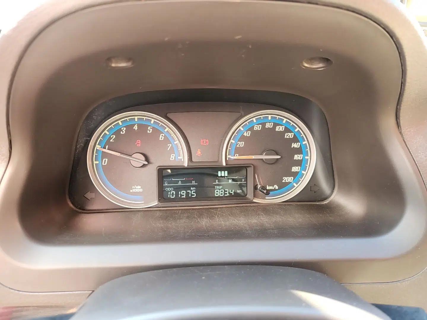 Used Baojun 730 2014 1.5L manual Comfort ESP version 7 seats — миниатюра 14