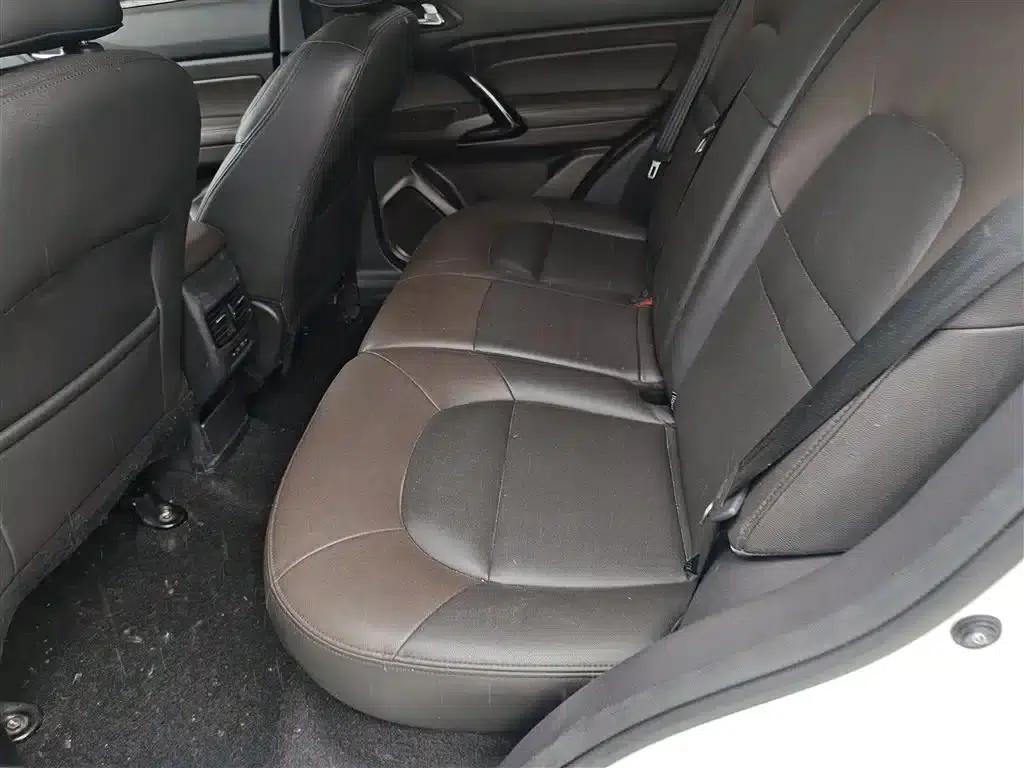 Trumpchi GS4 2017 200T Manual 2WD Elite Edition — миниатюра 17
