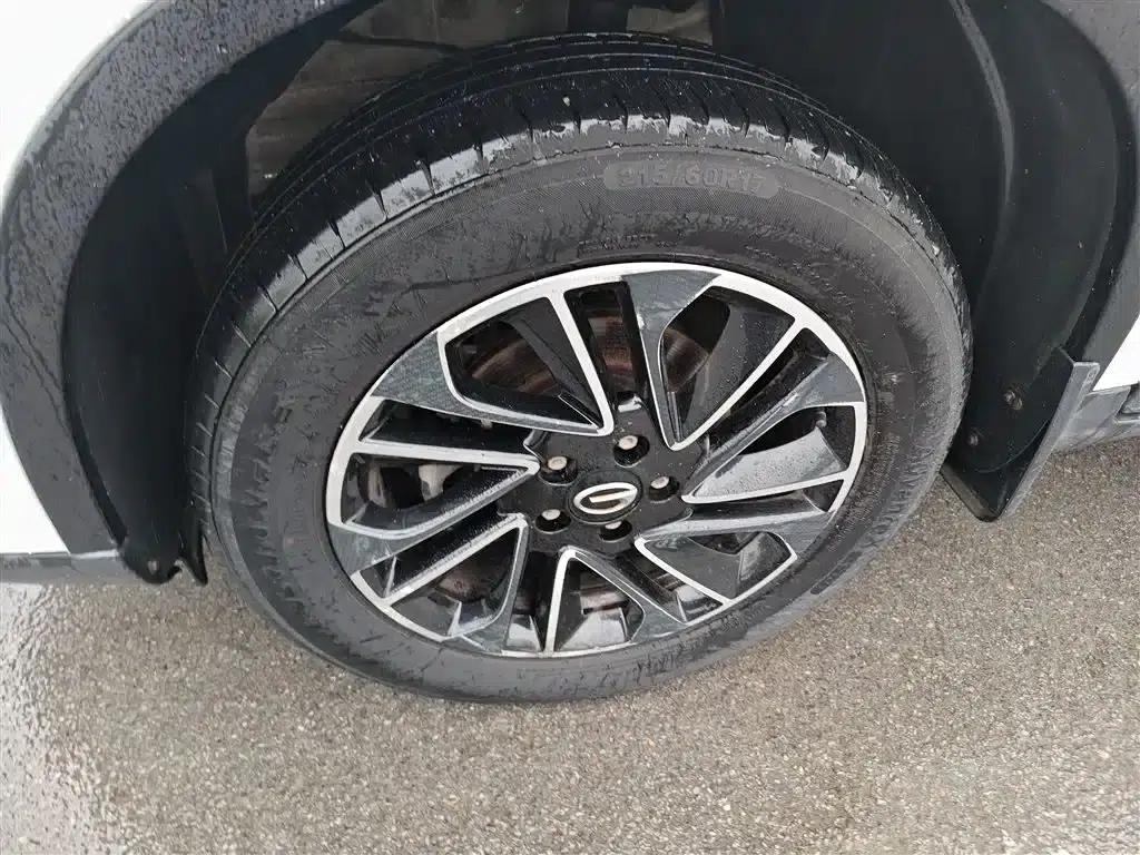 Trumpchi GS4 2017 200T Manual 2WD Elite Edition — миниатюра 23