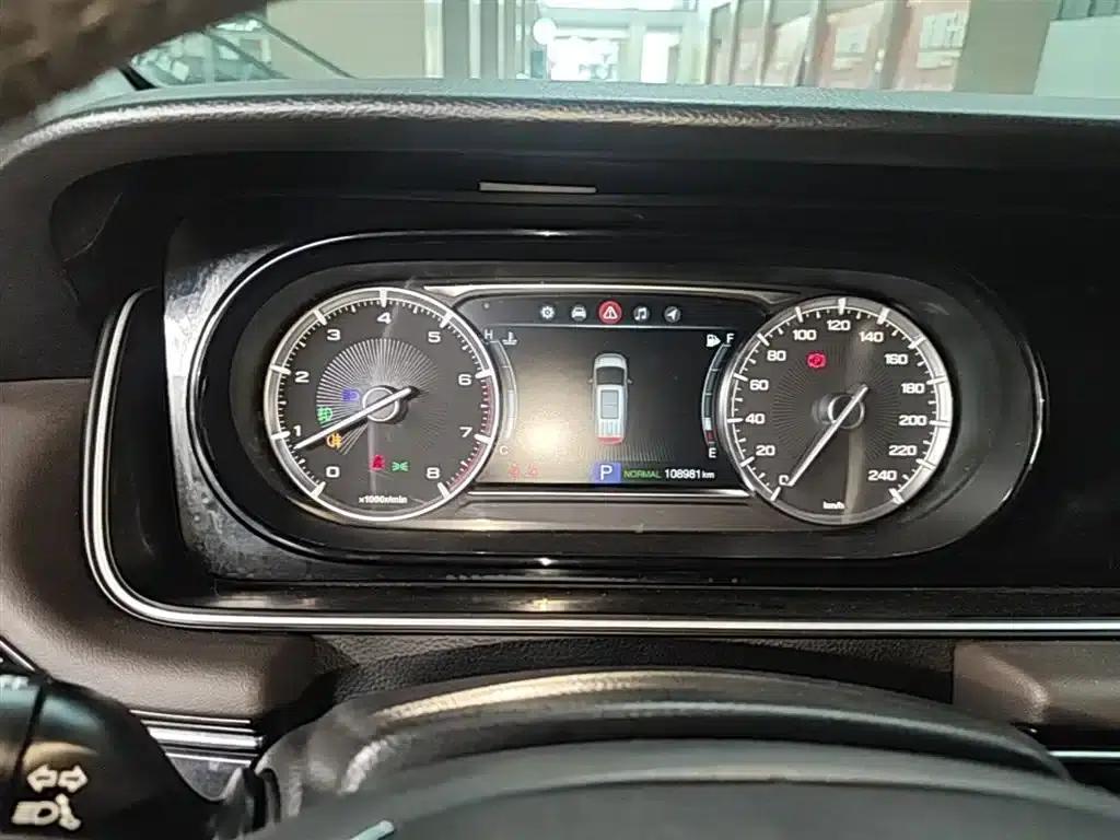 Trumpchi M6 2019 270T DCT Premium Edition (7-seater) National VI Emission Standard — миниатюра 12