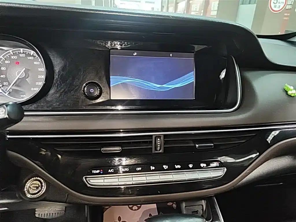 Trumpchi M6 2019 270T DCT Premium Edition (7-seater) National VI Emission Standard — миниатюра 13