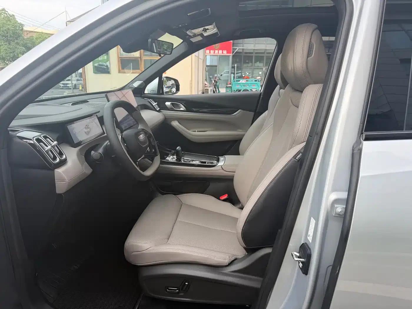 Geely Boyue L 2025 Fourth Generation 1.5TD DCT (Mountain and River) — миниатюра 9