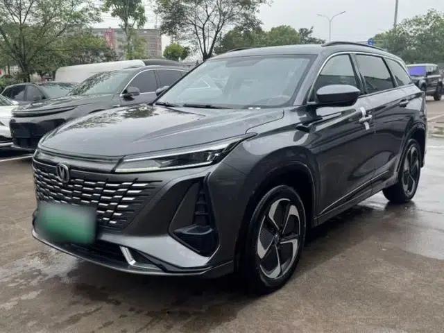 Used CHANGAN CS75 PLUS iDD 2023 ZhiDian iDD Smart Leading Model
