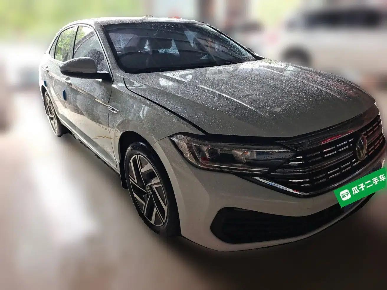 Used Volkswagen Sagitar 2023 300TSI DSG Excellence Edition — миниатюра 3