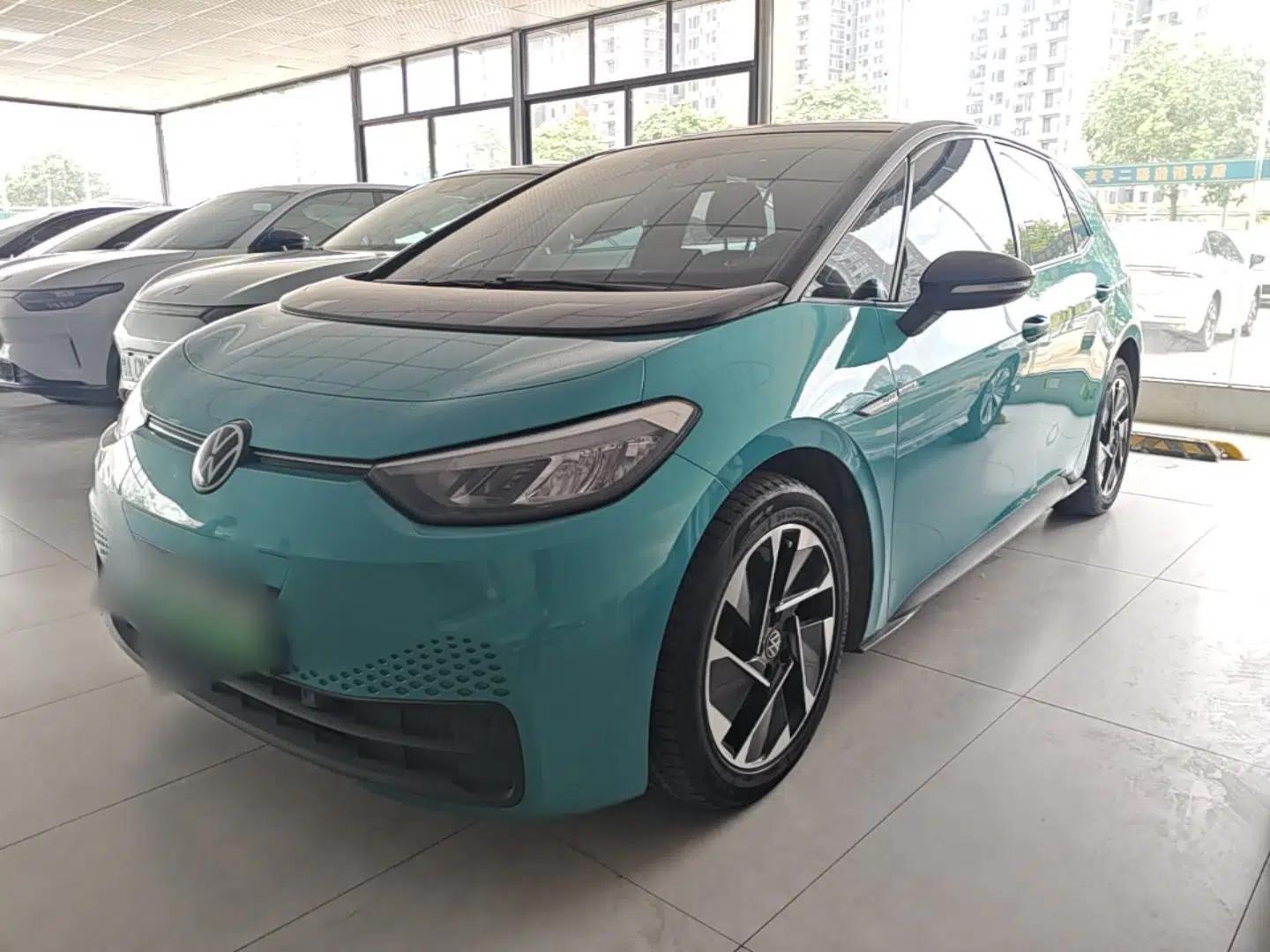 Used Volkswagen ID.3 2022 Active Pure Intelligent Enjoyment Edition — миниатюра 1