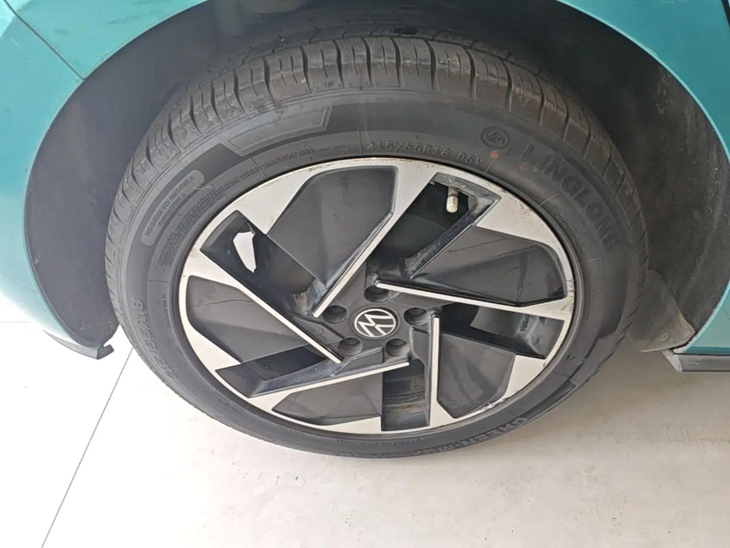 Used Volkswagen ID.3 2022 Active Pure Intelligent Enjoyment Edition — миниатюра 16