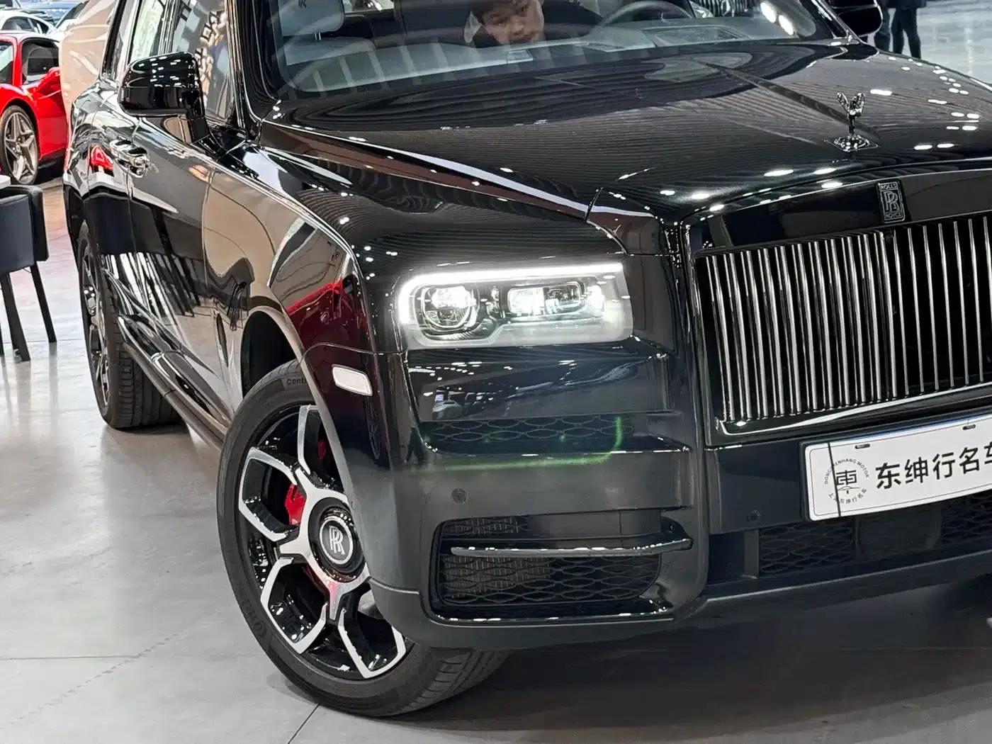 2020 Cullinan Black Badge — миниатюра 4