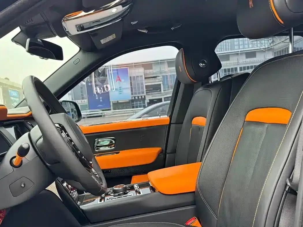 2020 Cullinan Black Badge — миниатюра 8