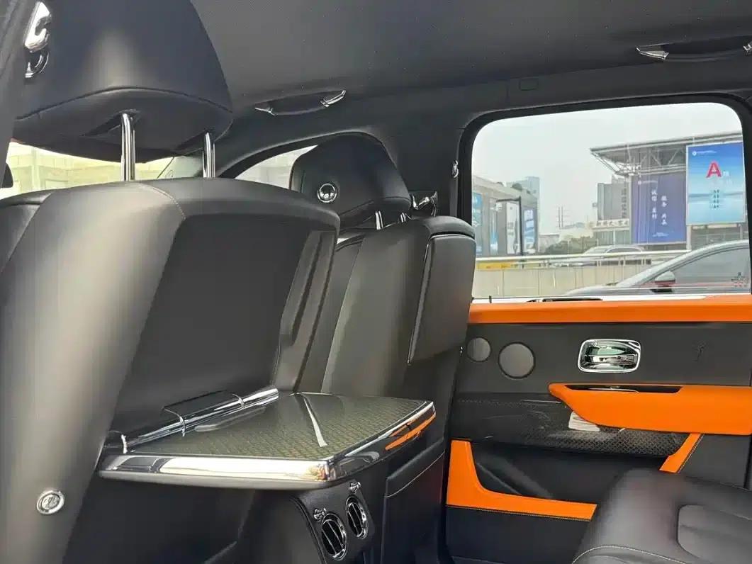 2020 Cullinan Black Badge — миниатюра 9