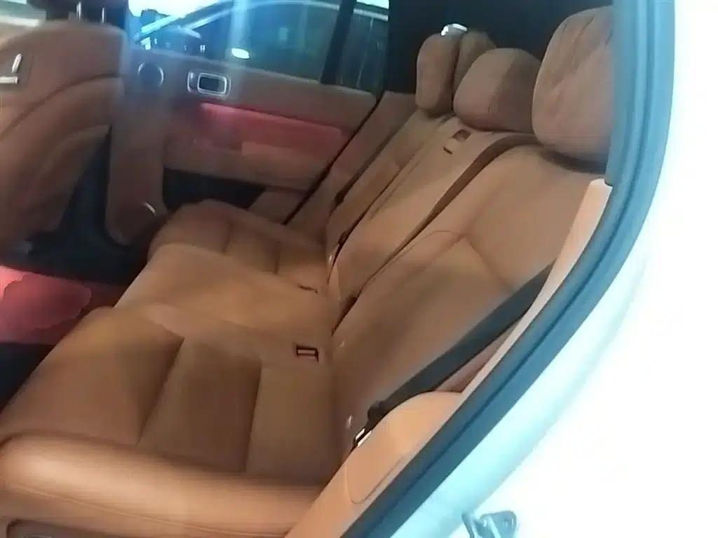Li Auto L7 2023 Pro — миниатюра 17
