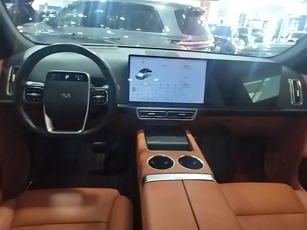 Li Auto L7 2023 Pro — миниатюра 10