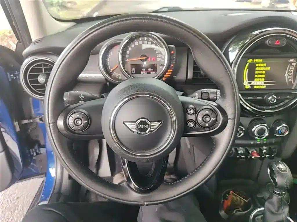 2016 MINI 1.5T COOPER 5-door version — миниатюра 11