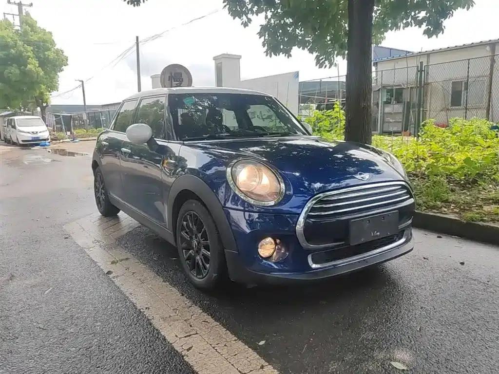 2016 MINI 1.5T COOPER 5-door version — миниатюра 4