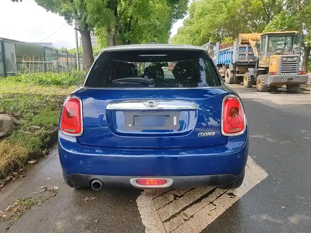 2016 MINI 1.5T COOPER 5-door version — миниатюра 6