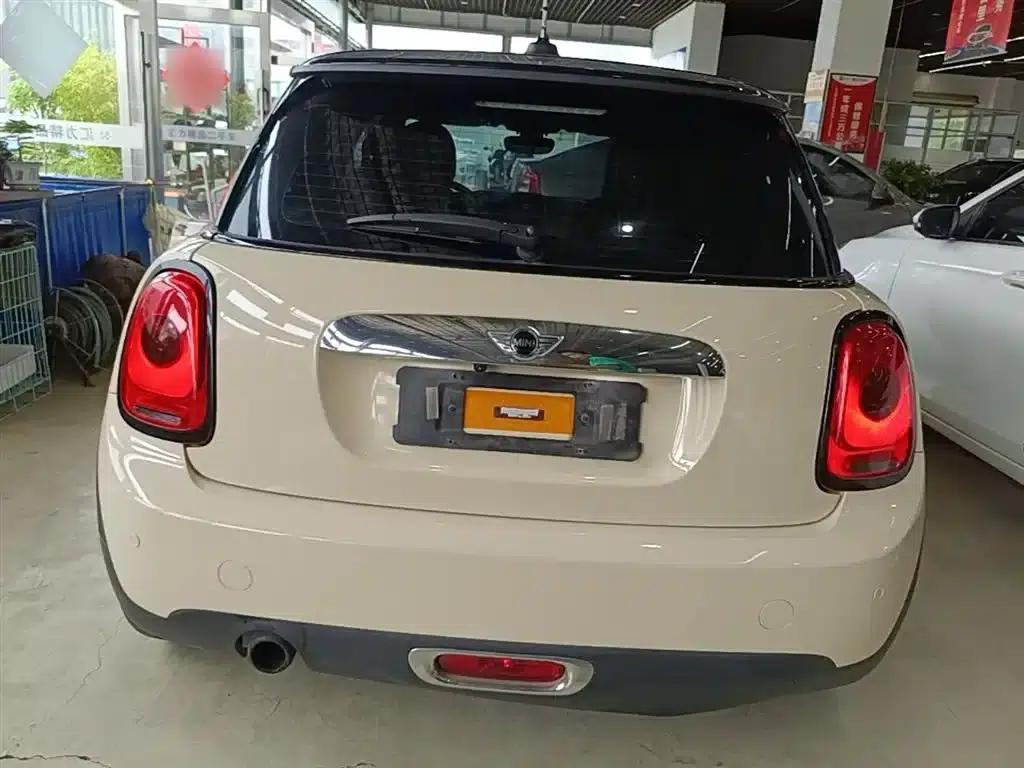 2014 MINI 1.2T ONE — миниатюра 6