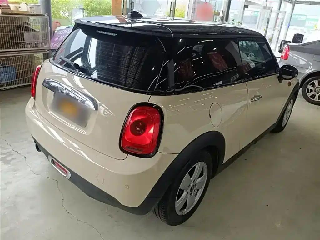 2014 MINI 1.2T ONE — миниатюра 7