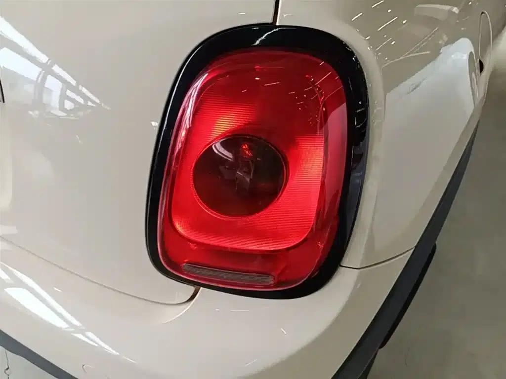 2014 MINI 1.2T ONE — миниатюра 8