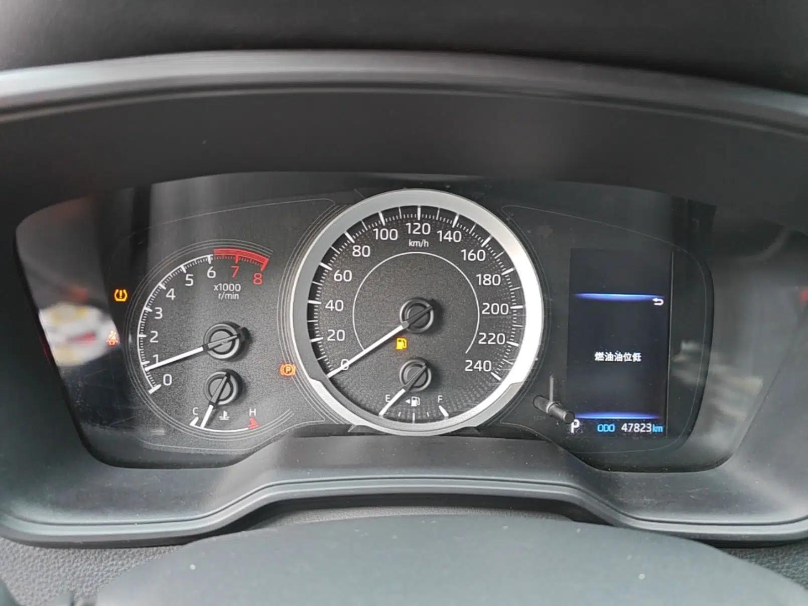Used Toyota Levin 2022 185T CVT Luxury Edition — миниатюра 14