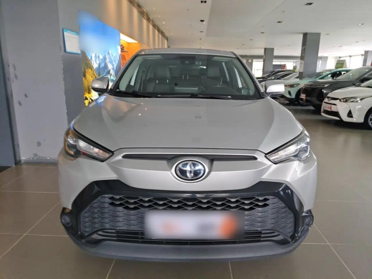 Used Toyota FRONTLANDER 2022 2.0L CVT Leading Edition — миниатюра 2