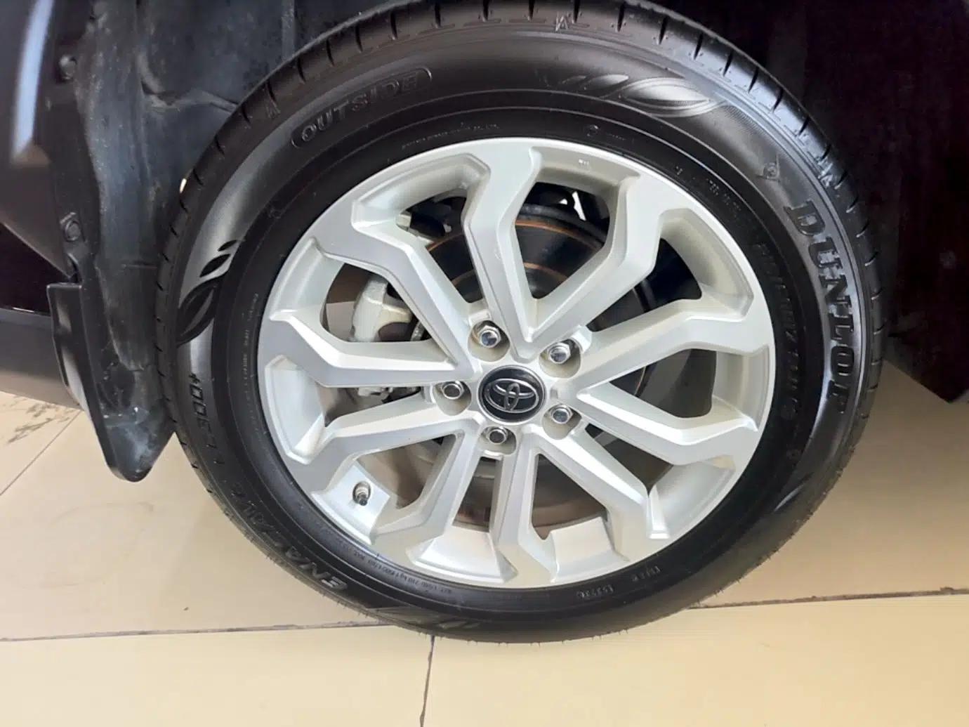 Used Toyota FRONTLANDER 2023 2.0L CVT Elite Edition — миниатюра 11
