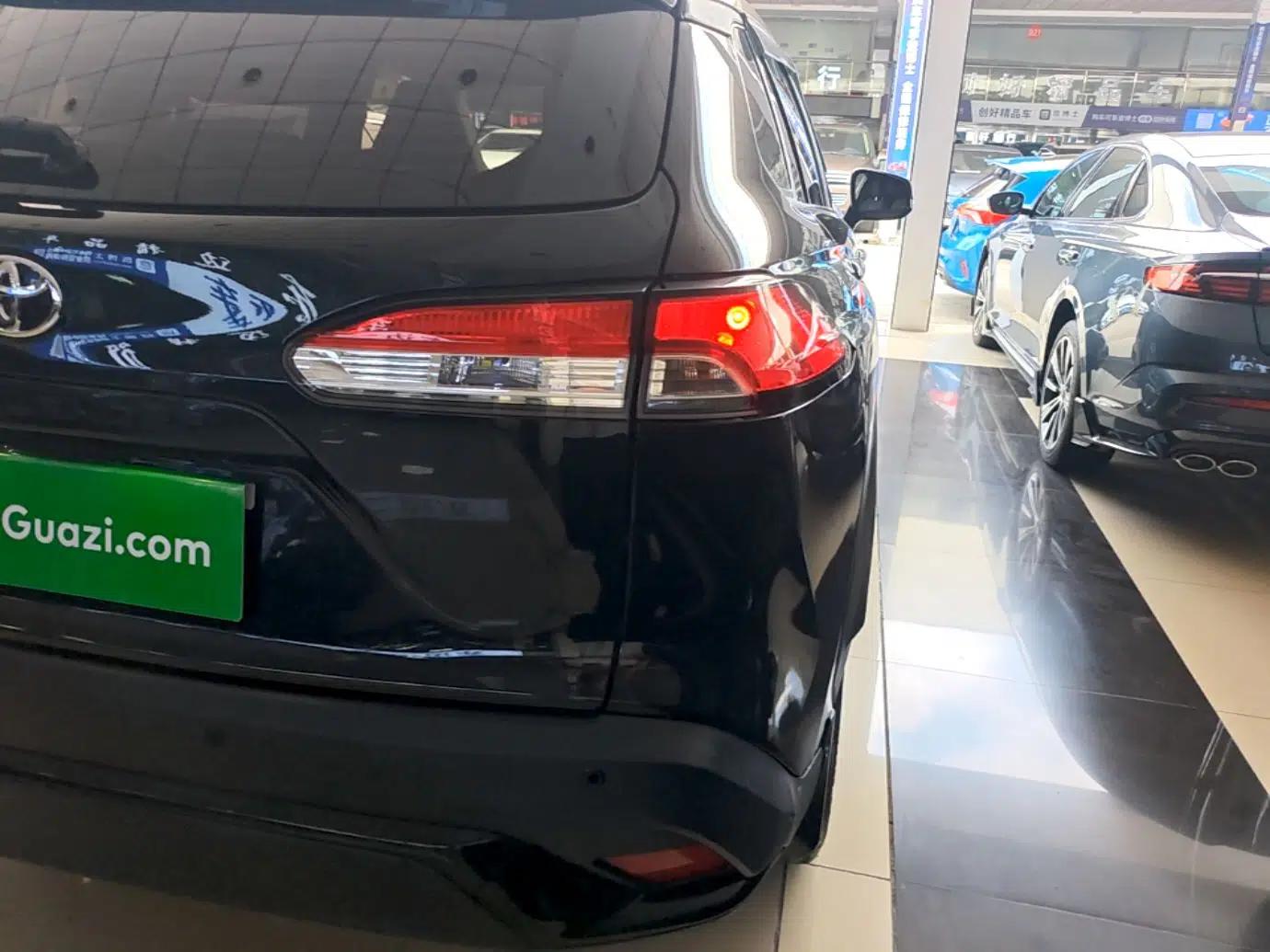 Used Toyota FRONTLANDER 2023 2.0L CVT Elite Edition — миниатюра 14