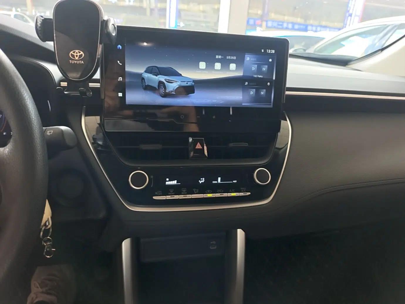 Used Toyota FRONTLANDER 2023 2.0L CVT Elite Edition — миниатюра 20