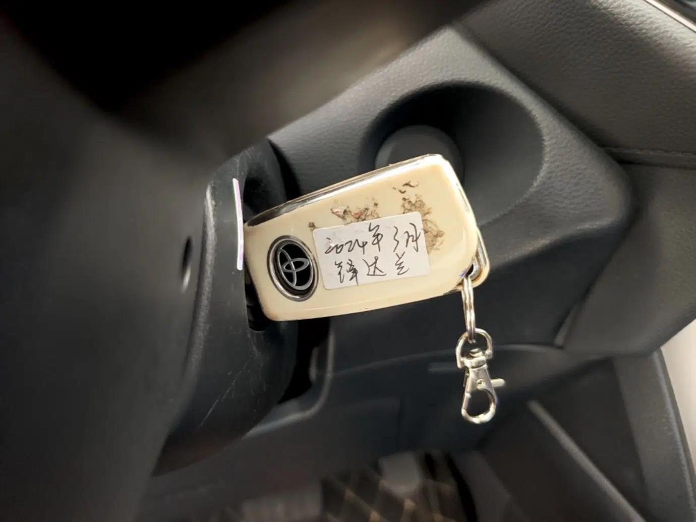 Used Toyota FRONTLANDER 2023 2.0L CVT Elite Edition — миниатюра 28