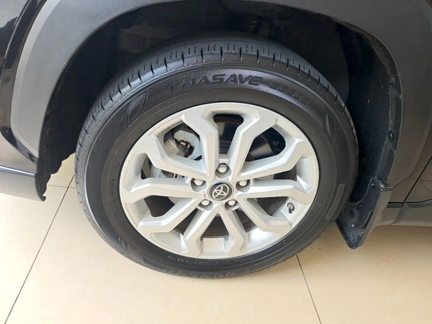 Used Toyota FRONTLANDER 2023 2.0L CVT Elite Edition — миниатюра 10
