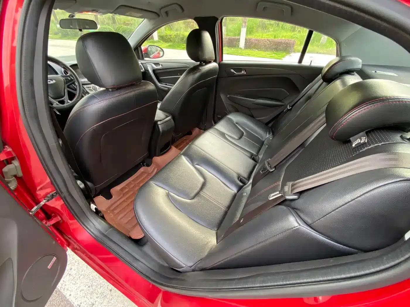 Chery Arrizo 5 2016 1.5L Manual Trendsetter Edition — миниатюра 11