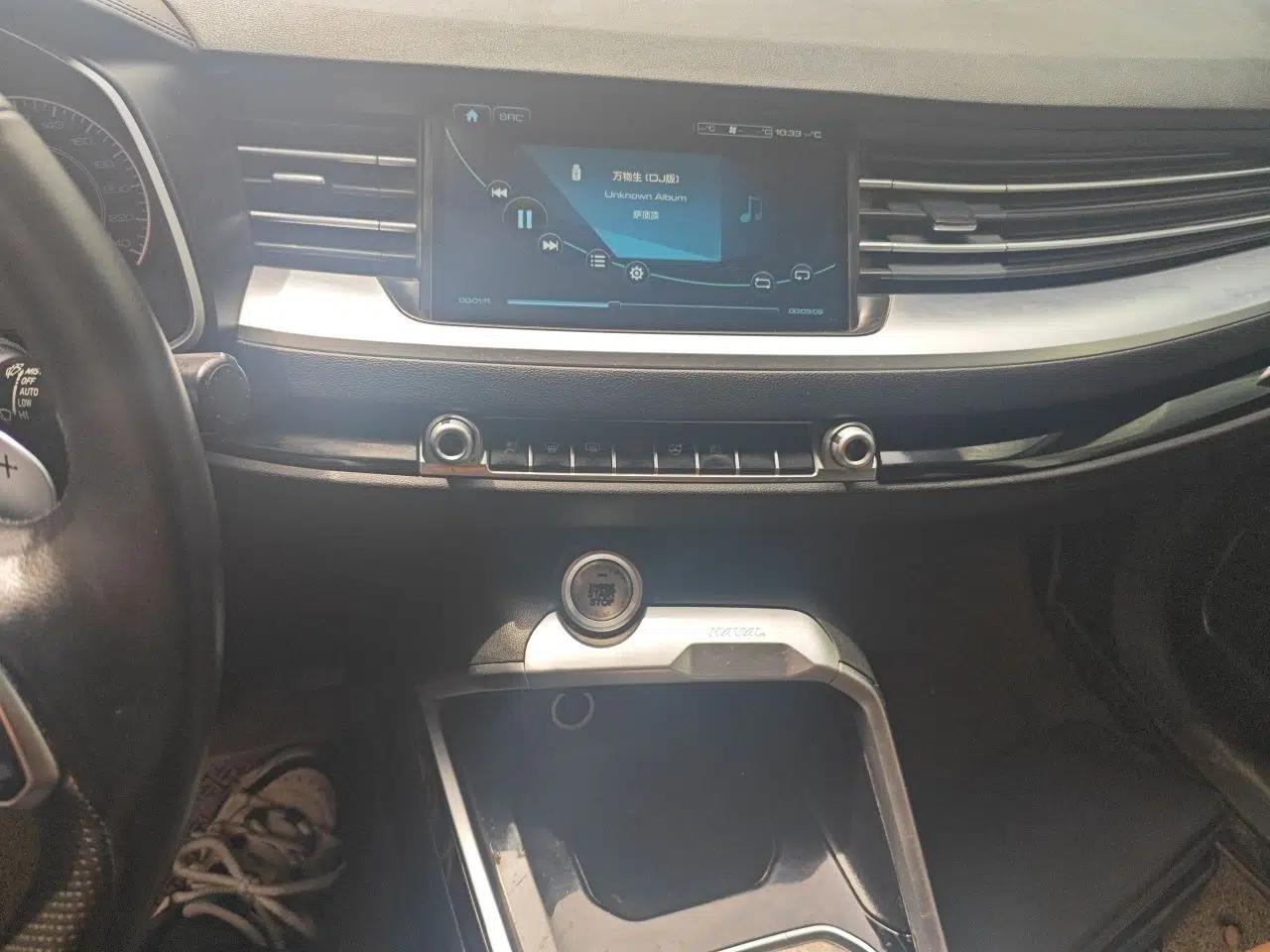 Used Haval H6 2017 Red Label 2.0T Automatic Two-Wheel Drive ZhiShang Model — миниатюра 13