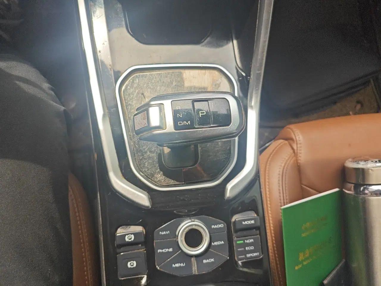Used Haval H6 2017 Red Label 2.0T Automatic Two-Wheel Drive ZhiShang Model — миниатюра 14