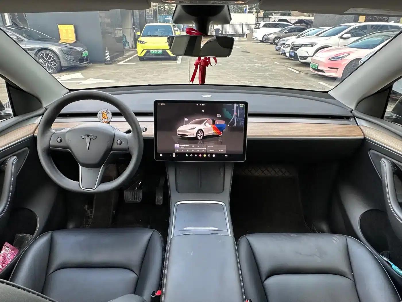 Model Y 2022 Facelift Rear-Wheel Drive Version — миниатюра 5