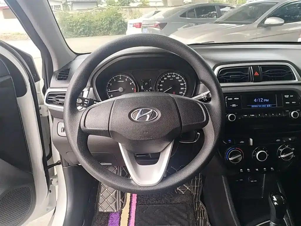 2017 Hyundai Reina 1.4L Automatic Premium Edition (China VI Emission Standard) — миниатюра 11