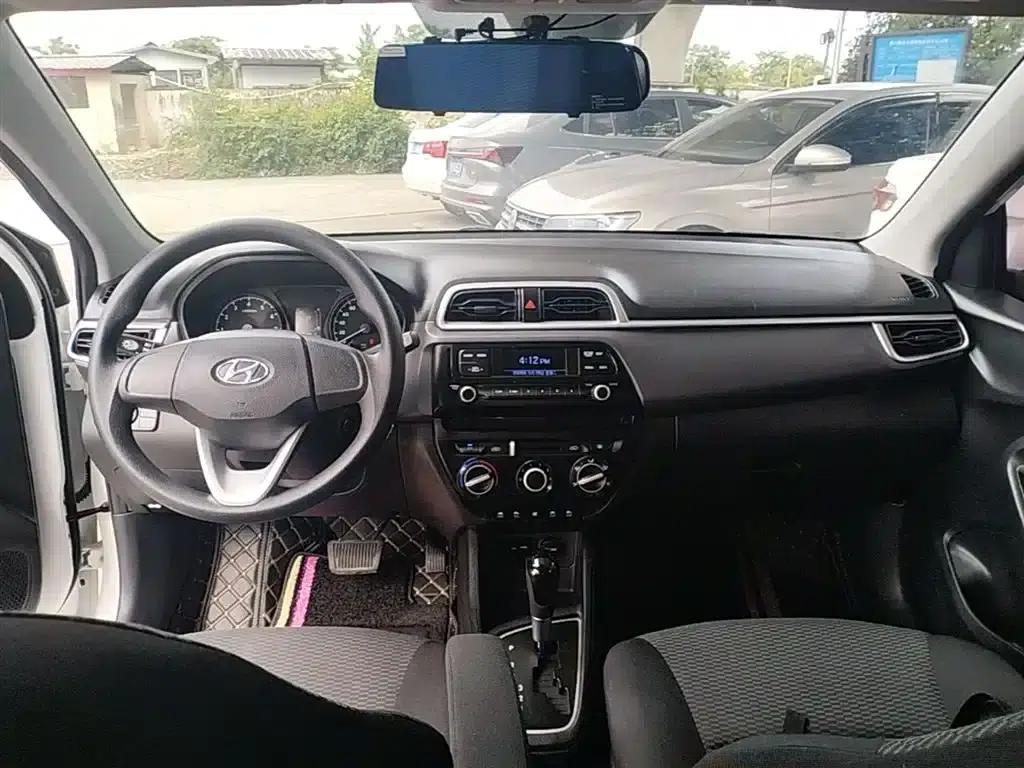 2017 Hyundai Reina 1.4L Automatic Premium Edition (China VI Emission Standard) — миниатюра 10