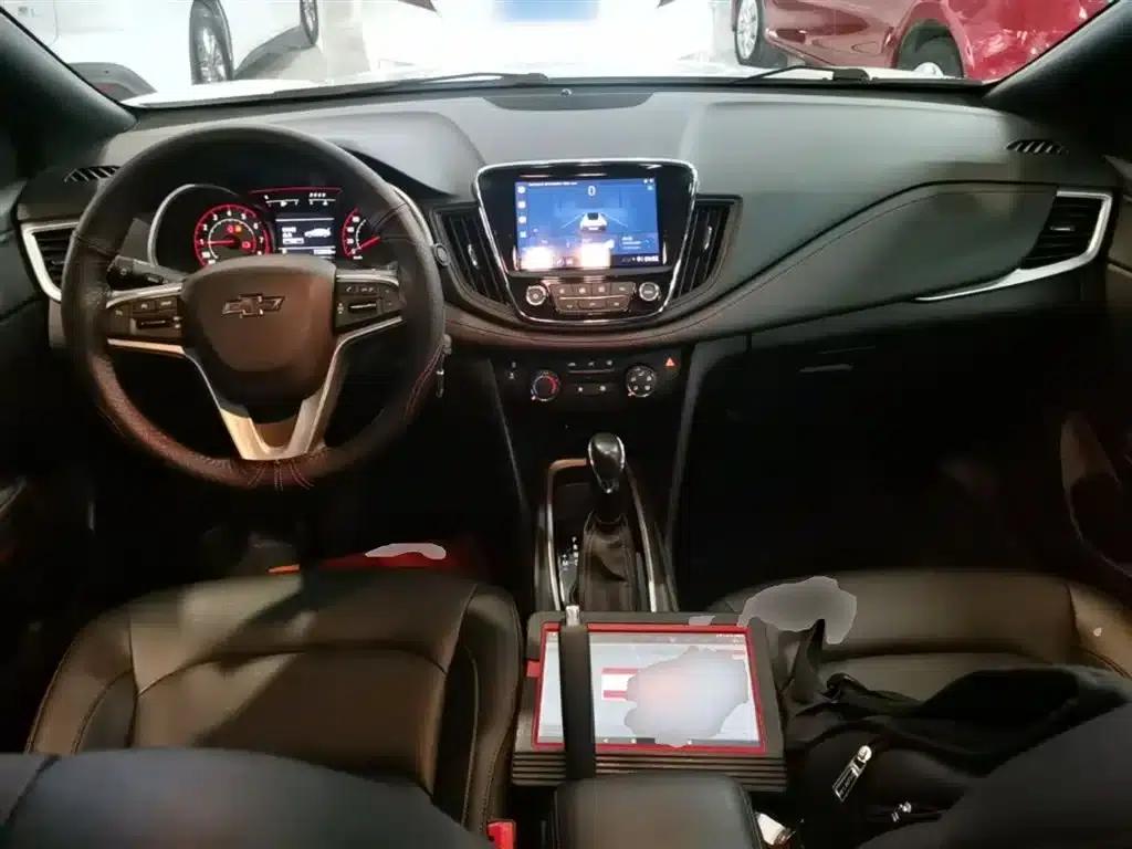 Chevrolet Cruze 2020 Mild Hybrid RS 330T Automatic Comfort Edition — миниатюра 10