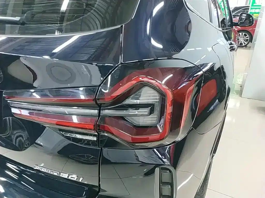 BMW X3 2022 xDrive30i Leading Edition M Sport Package — миниатюра 8
