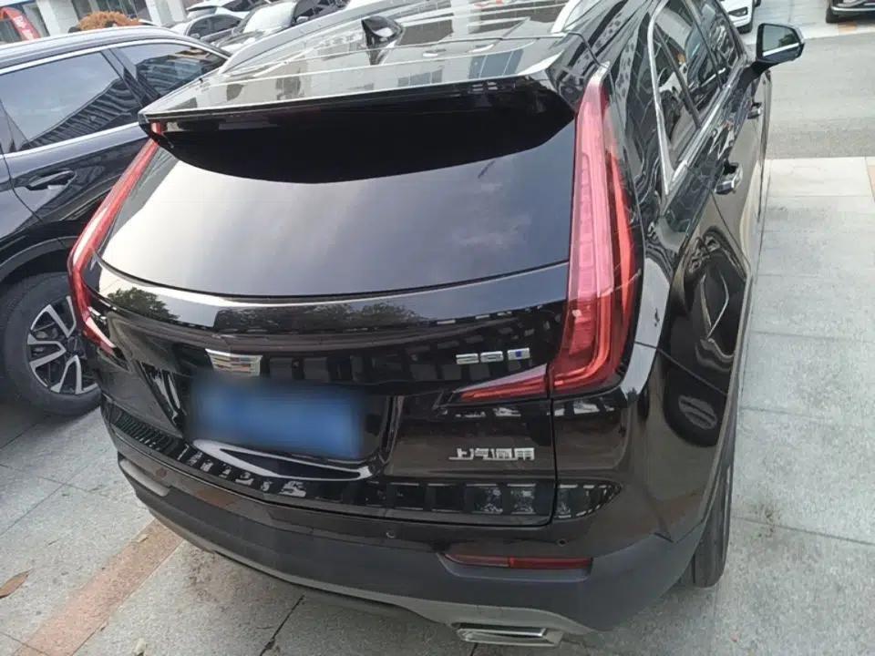 Used Cadillac XT4 2022 28T Two-Wheel-Drive Luxury Version — миниатюра 5