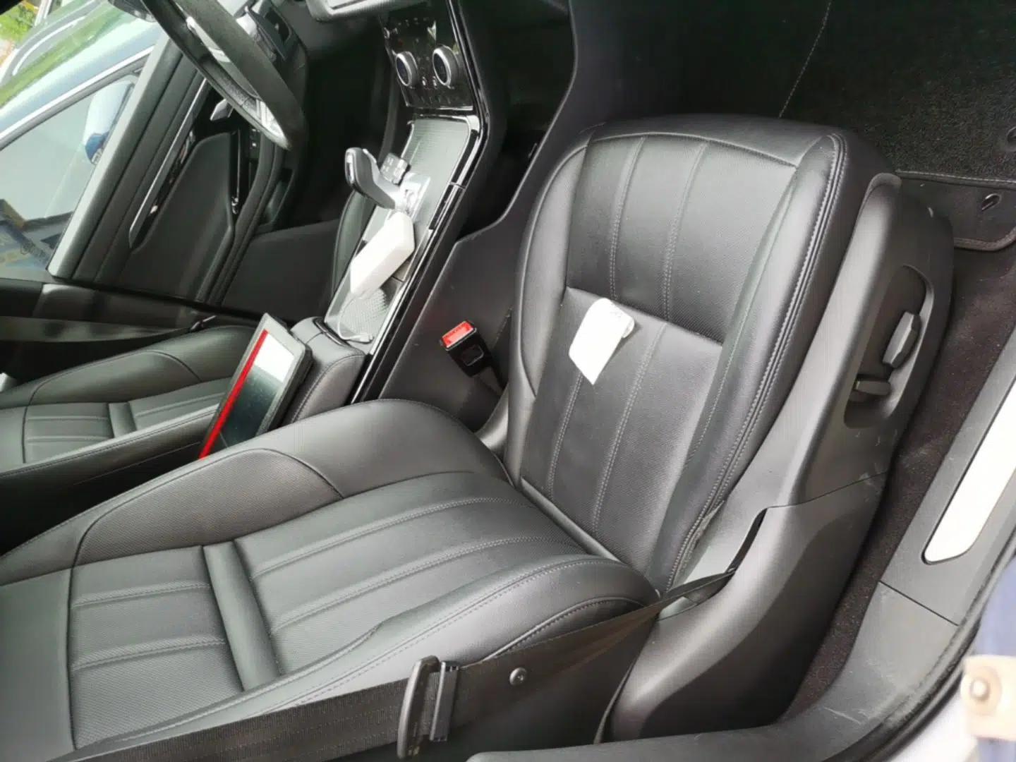 Used Land Rover Range Evoque 2020 249 PS R-DYNAMIC S Sport Edition — миниатюра 19
