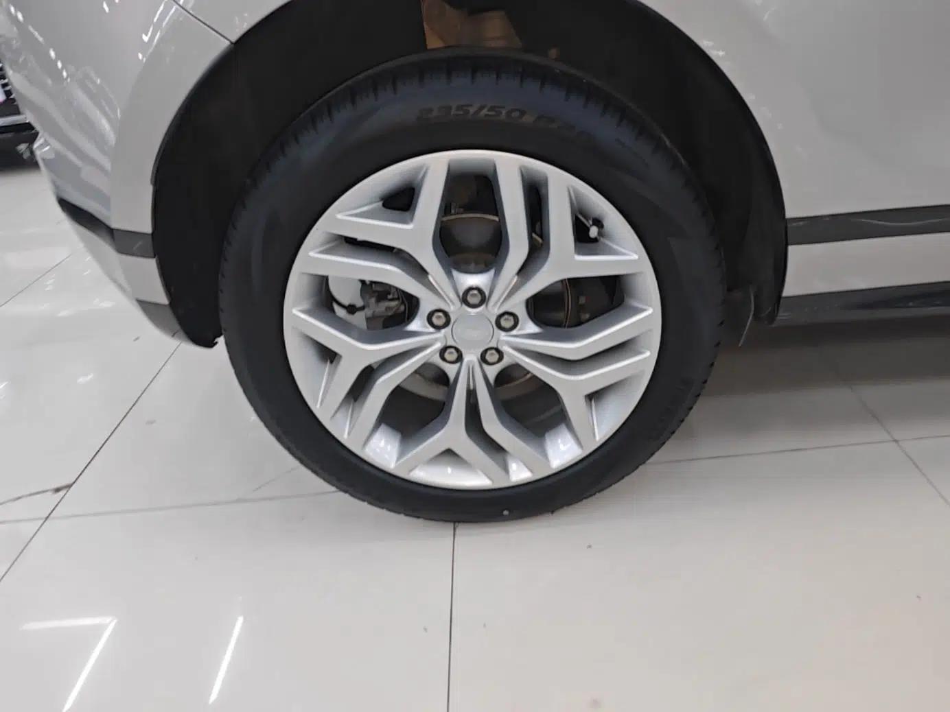 Used Land Rover Range Evoque 2021 Range Rover Evoque 200 PS R-Dynamic Standard Elite Edition — миниатюра 11