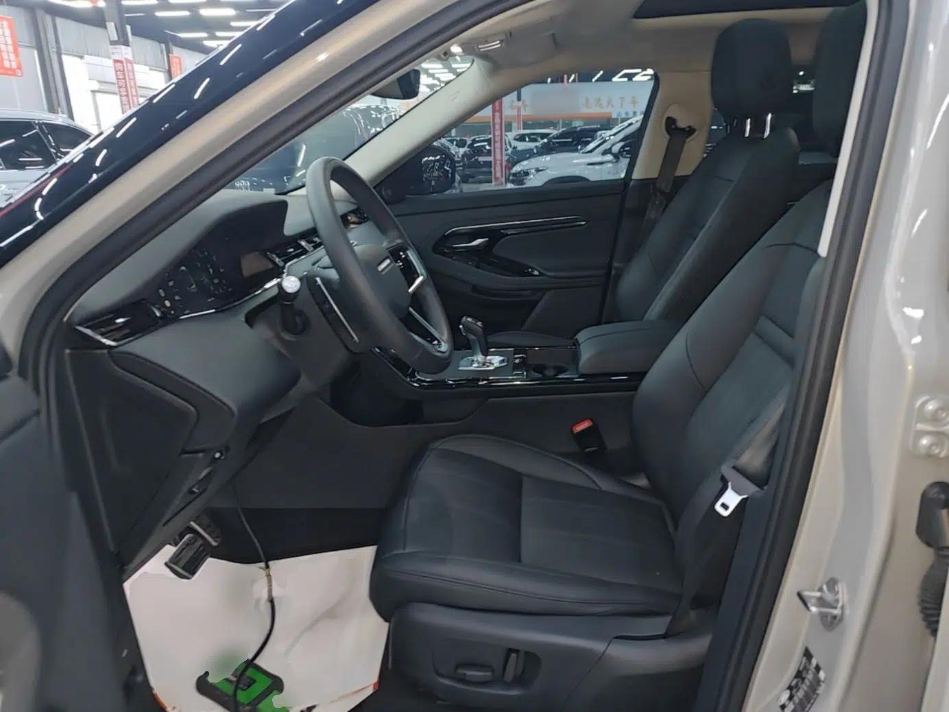 Used Land Rover Range Evoque 2021 Range Rover Evoque 200 PS R-Dynamic Standard Elite Edition — миниатюра 17