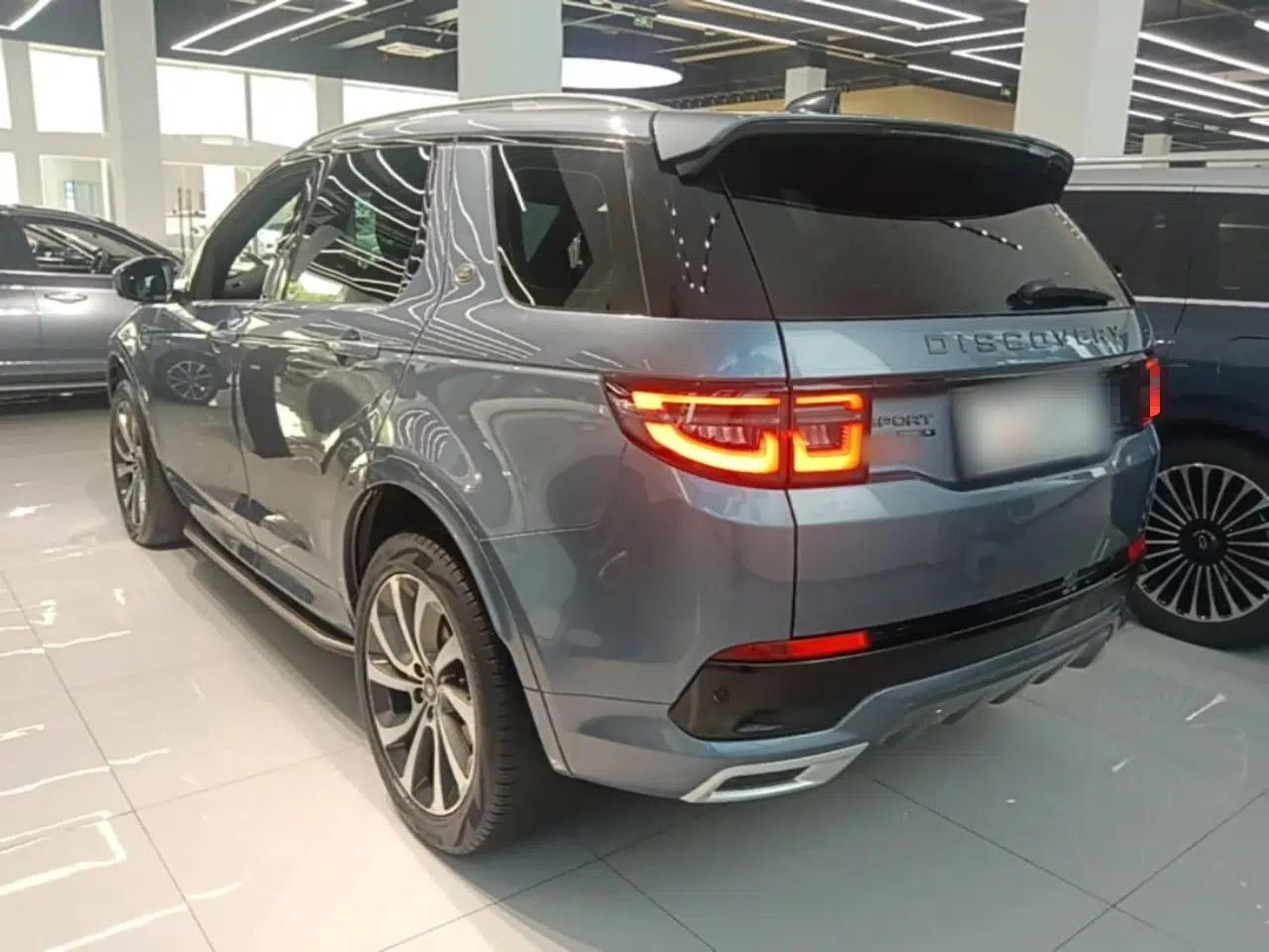 Used Land Rover Discovery Sport 2022 249 PS R-Dynamic S Performance Edition 5 Seats — миниатюра 4