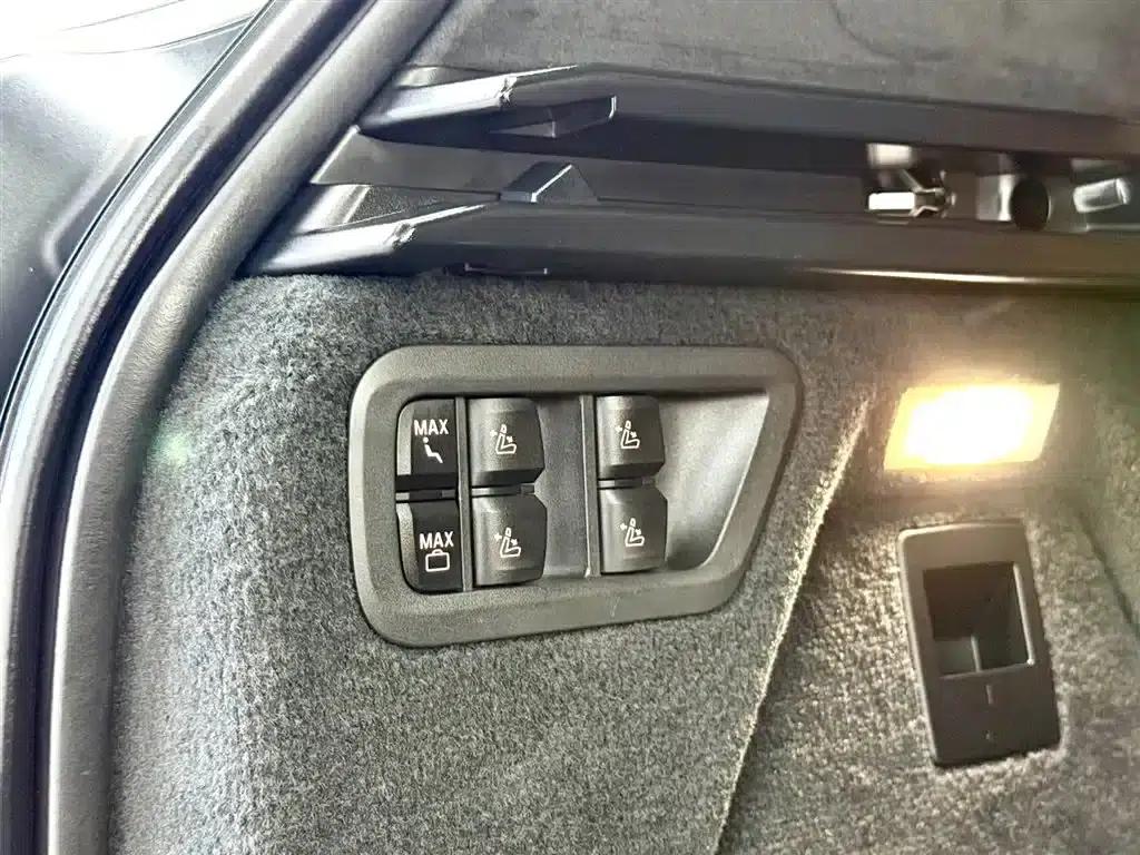 BMW X7 2022 xDrive40i M Sport Package — миниатюра 12