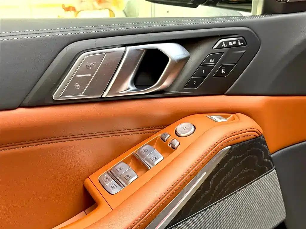BMW X7 2022 xDrive40i M Sport Package — миниатюра 18