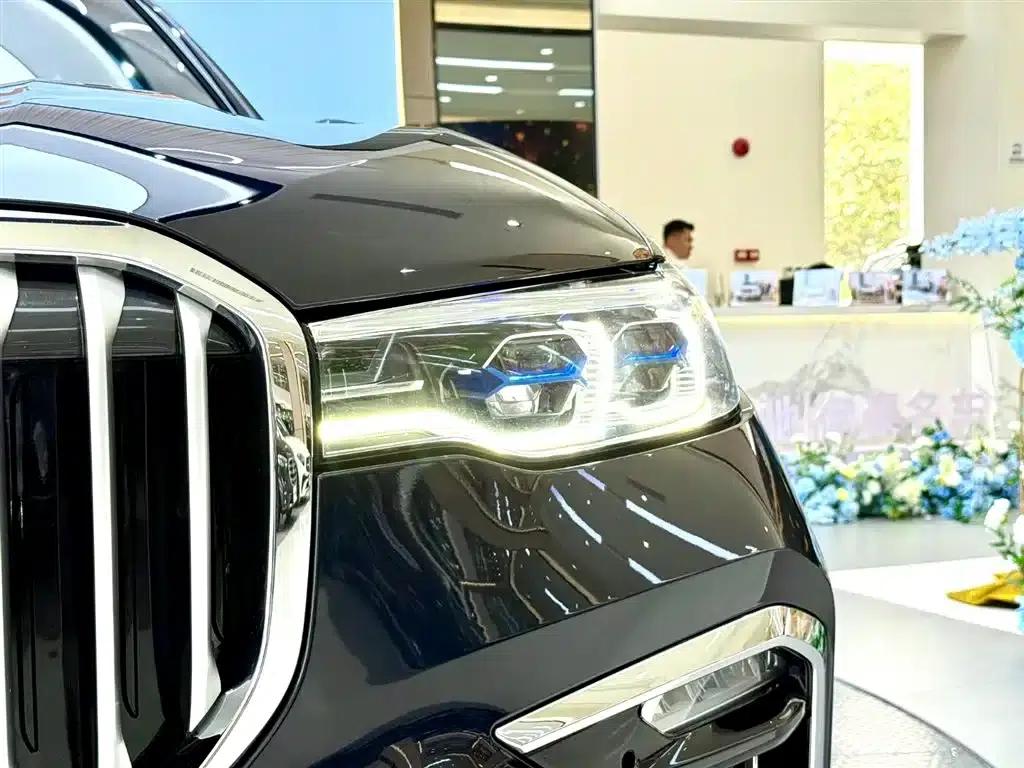BMW X7 2022 xDrive40i M Sport Package — миниатюра 6