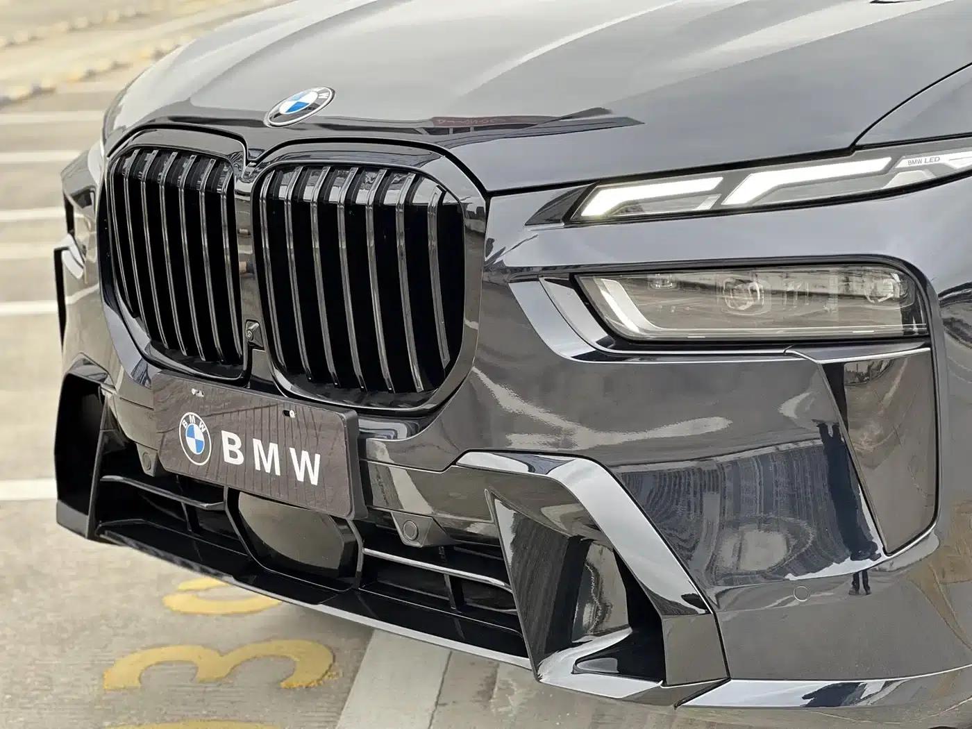 2023 BMW X7 xDrive40i Executive M Sport Package — миниатюра 13