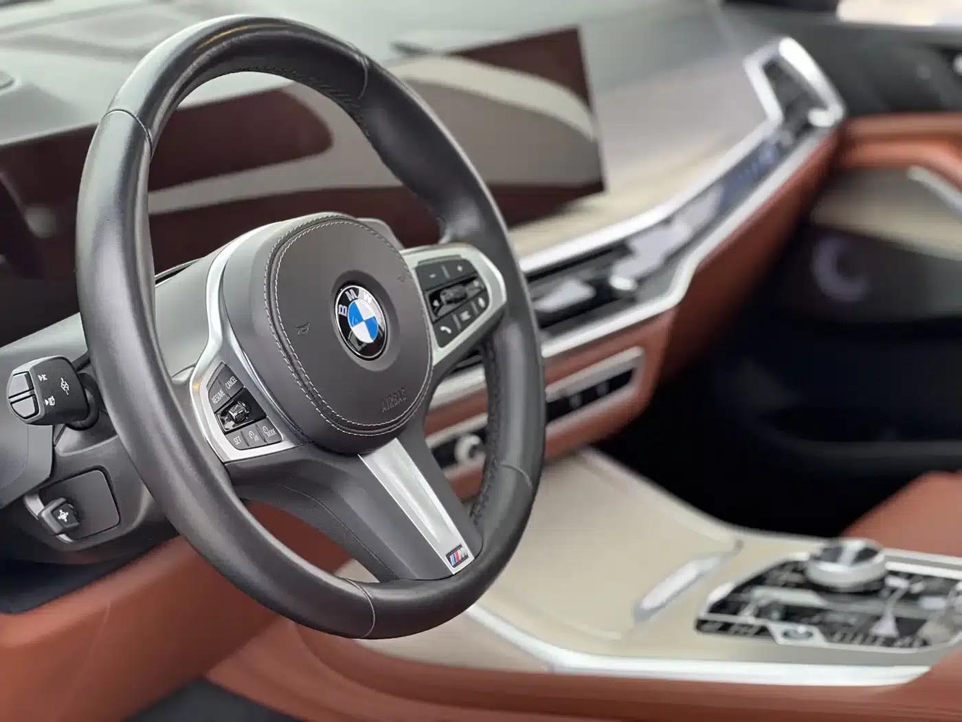 2023 BMW X7 xDrive40i Executive M Sport Package — миниатюра 21